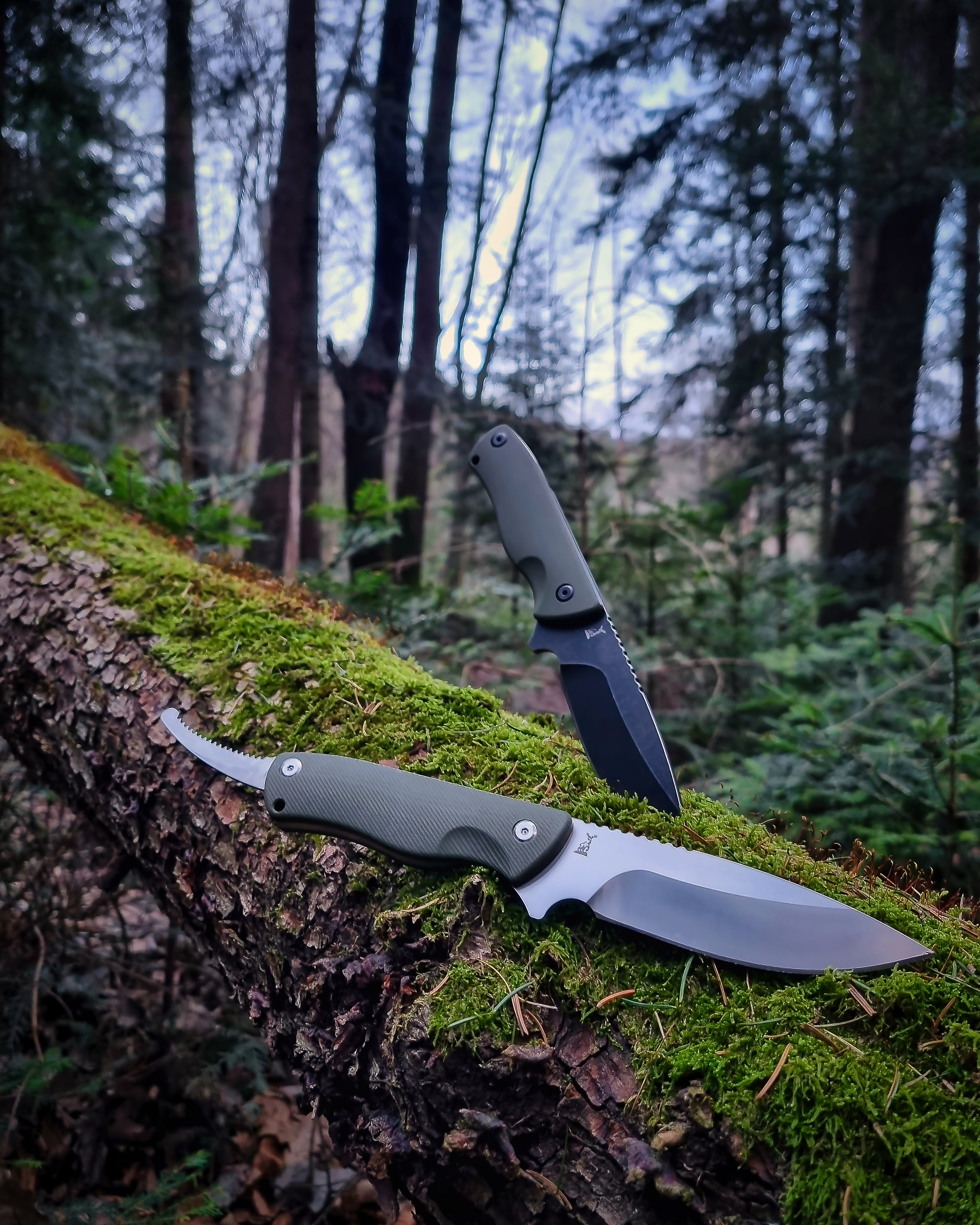 hybrid one gen.1 auf baumsatmm liegend